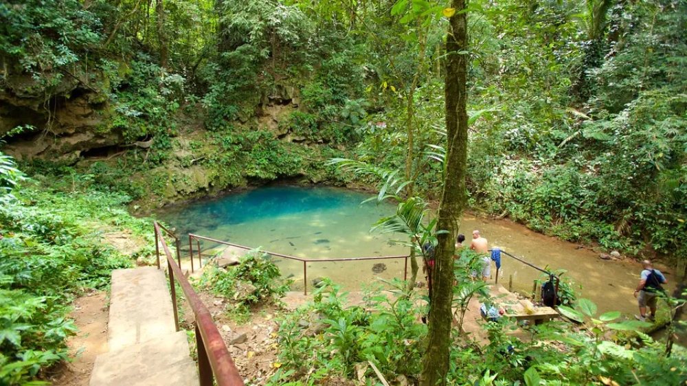 St Hermans Blue Hole National PArk