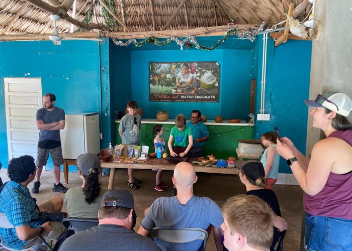 Belize maya Chocolate making